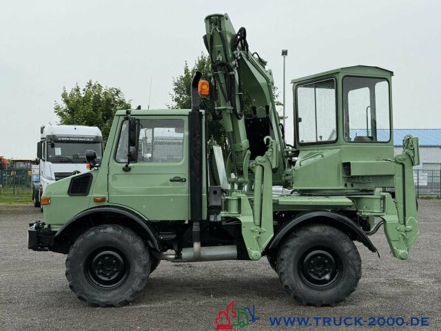 Dostavno vozilo Unimog U427/10 Schaeff Mobilbagger AT 16 NUR 175 TKM: slika Dostavno vozilo Unimog U427/10 Schaeff Mobilbagger AT 16 NUR 175 TKM