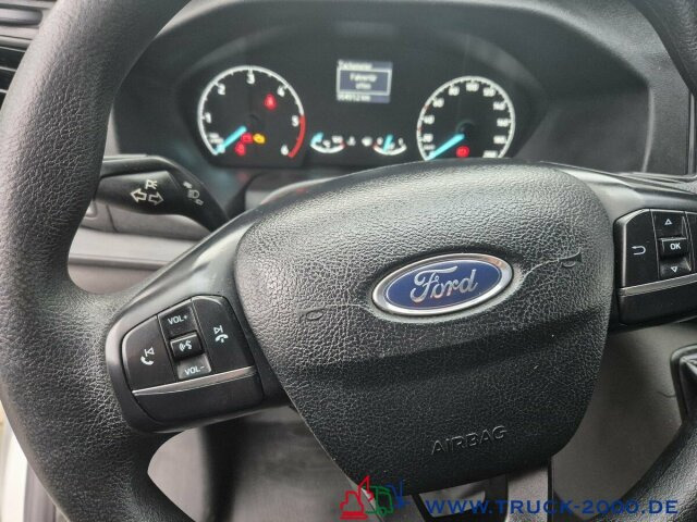 Ford Transit Custom 2.0 TDCi EURO 6 DAB Nur 95 TKM - Mali kombi: slika Ford Transit Custom 2.0 TDCi EURO 6 DAB Nur 95 TKM - Mali kombi Ford Transit Custom 2.0 TDCi EURO 6 DAB Nur 95 TKM - Mali kombi: slika Ford Transit Custom 2.0 TDCi EURO 6 DAB Nur 95 TKM - Mali kombi