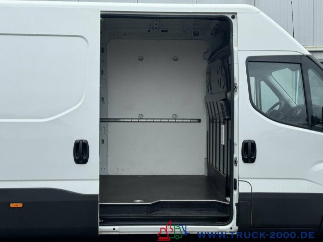 Iveco Daily Maxi 35S14 Hoch & Lang A.3 Sitze TÜV 01/27 - Furgon: slika Iveco Daily Maxi 35S14 Hoch & Lang A.3 Sitze TÜV 01/27 - Furgon Iveco Daily Maxi 35S14 Hoch & Lang A.3 Sitze TÜV 01/27 - Furgon: slika Iveco Daily Maxi 35S14 Hoch & Lang A.3 Sitze TÜV 01/27 - Furgon
