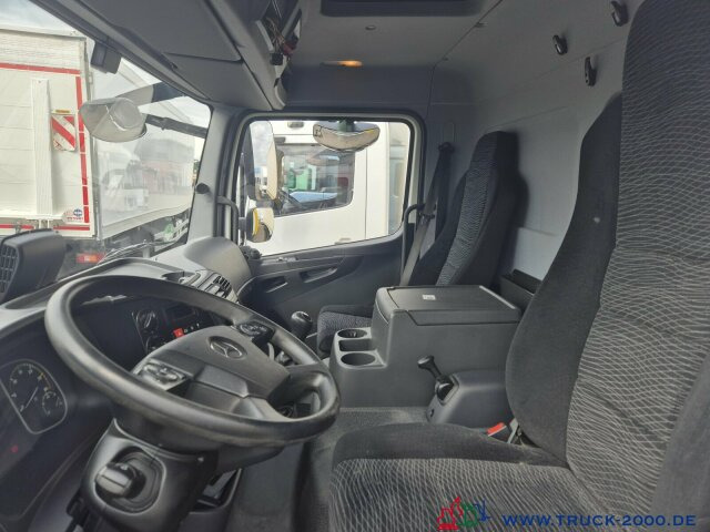 Mercedes-Benz Atego 1021 7m Koffer LBW 1.5t. nur 188549 KM - Kamion sandučar: slika Mercedes-Benz Atego 1021 7m Koffer LBW 1.5t. nur 188549 KM - Kamion sandučar Mercedes-Benz Atego 1021 7m Koffer LBW 1.5t. nur 188549 KM - Kamion sandučar: slika Mercedes-Benz Atego 1021 7m Koffer LBW 1.5t. nur 188549 KM - Kamion sandučar