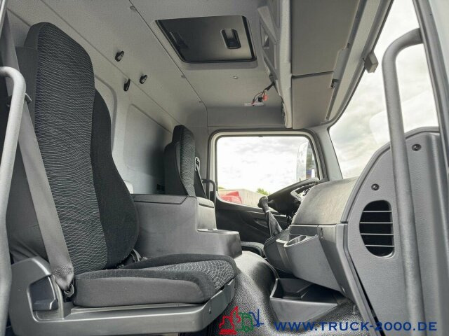 Mercedes-Benz Atego 1224 Koffer MBB Palfinger LBW 1.500KG AHK - Kamion sandučar: slika Mercedes-Benz Atego 1224 Koffer MBB Palfinger LBW 1.500KG AHK - Kamion sandučar Mercedes-Benz Atego 1224 Koffer MBB Palfinger LBW 1.500KG AHK - Kamion sandučar: slika Mercedes-Benz Atego 1224 Koffer MBB Palfinger LBW 1.500KG AHK - Kamion sandučar