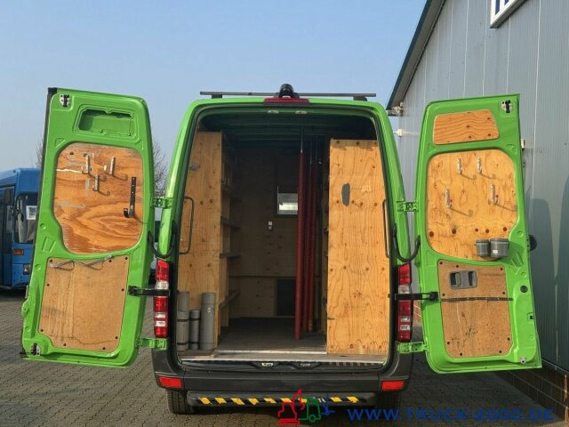 Mercedes-Benz Sprinter 316 Hoch + Lang + Werkstattausbau Klima - Furgon: slika Mercedes-Benz Sprinter 316 Hoch + Lang + Werkstattausbau Klima - Furgon Mercedes-Benz Sprinter 316 Hoch + Lang + Werkstattausbau Klima - Furgon: slika Mercedes-Benz Sprinter 316 Hoch + Lang + Werkstattausbau Klima - Furgon