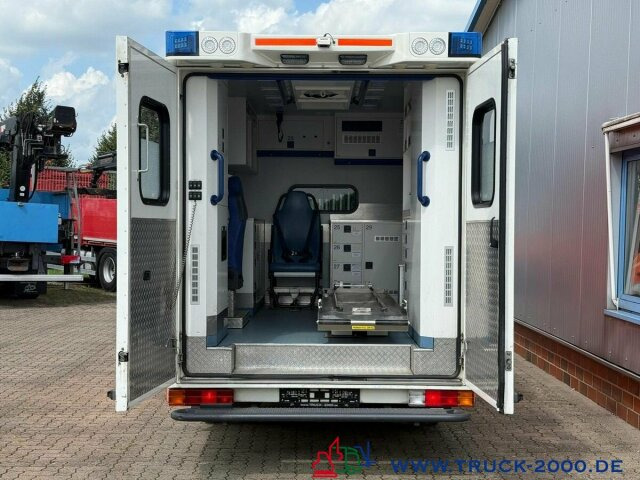 Mercedes-Benz Sprinter 516 Fahrtec RTW Luftfederung Retarder - Vozilo hitne pomoći: slika Mercedes-Benz Sprinter 516 Fahrtec RTW Luftfederung Retarder - Vozilo hitne pomoći Mercedes-Benz Sprinter 516 Fahrtec RTW Luftfederung Retarder - Vozilo hitne pomoći: slika Mercedes-Benz Sprinter 516 Fahrtec RTW Luftfederung Retarder - Vozilo hitne pomoći