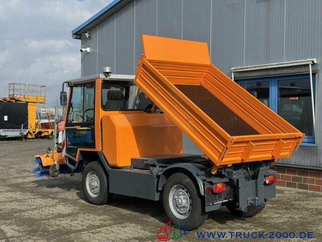 Multicar Kiefer Boki 1151 Winterdienst Besen 12.866 km - Cestovna čistilica: slika Multicar Kiefer Boki 1151 Winterdienst Besen 12.866 km - Cestovna čistilica Multicar Kiefer Boki 1151 Winterdienst Besen 12.866 km - Cestovna čistilica: slika Multicar Kiefer Boki 1151 Winterdienst Besen 12.866 km - Cestovna čistilica