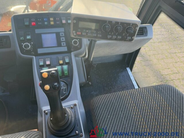 Multicar Tremo X56 Winterdienst Streuer + Besen NUR5569KM - Cestovna čistilica: slika Multicar Tremo X56 Winterdienst Streuer + Besen NUR5569KM - Cestovna čistilica Multicar Tremo X56 Winterdienst Streuer + Besen NUR5569KM - Cestovna čistilica: slika Multicar Tremo X56 Winterdienst Streuer + Besen NUR5569KM - Cestovna čistilica