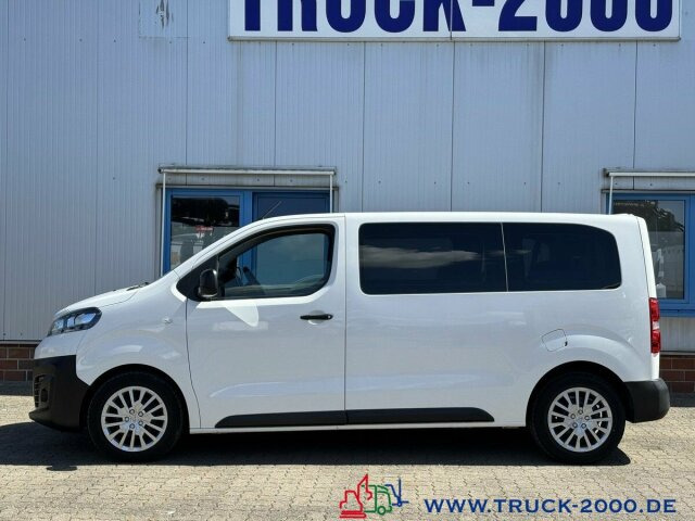 Minibus, Putnički kombi Opel Vivaro 9 Sitzer Klima vorne & hinten Navi + DAB: slika Minibus, Putnički kombi Opel Vivaro 9 Sitzer Klima vorne & hinten Navi + DAB
