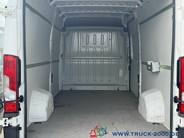 Peugeot Boxer 2.2 HDi Kasten Hoch & Lang NUR 54.160 KM - Furgon: slika Peugeot Boxer 2.2 HDi Kasten Hoch & Lang NUR 54.160 KM - Furgon Peugeot Boxer 2.2 HDi Kasten Hoch & Lang NUR 54.160 KM - Furgon: slika Peugeot Boxer 2.2 HDi Kasten Hoch & Lang NUR 54.160 KM - Furgon