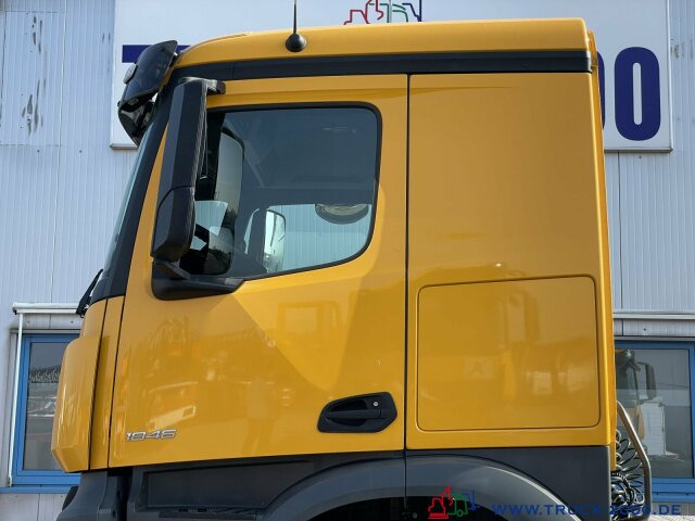 Mercedes-Benz Arocs 1846 4x4 (HAD) Kipphydraulik Euro 6 1.Hand - Tegljač: slika Mercedes-Benz Arocs 1846 4x4 (HAD) Kipphydraulik Euro 6 1.Hand - Tegljač Mercedes-Benz Arocs 1846 4x4 (HAD) Kipphydraulik Euro 6 1.Hand - Tegljač: slika Mercedes-Benz Arocs 1846 4x4 (HAD) Kipphydraulik Euro 6 1.Hand - Tegljač