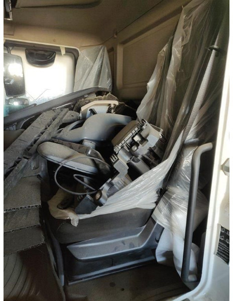 MAN Cabine TGL Euro6 - Kabina i unutrašnjost za Kamion: slika MAN Cabine TGL Euro6 - Kabina i unutrašnjost za Kamion MAN Cabine TGL Euro6 - Kabina i unutrašnjost za Kamion: slika MAN Cabine TGL Euro6 - Kabina i unutrašnjost za Kamion