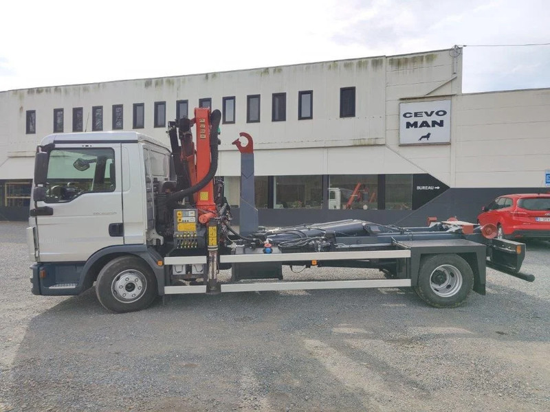 MAN TGL 12.250 Containersysteem met kraan Palfinger PK9001 + Remote - Kamion s kukastom dizalicom, Kamion s kranom: slika MAN TGL 12.250 Containersysteem met kraan Palfinger PK9001 + Remote - Kamion s kukastom dizalicom, Kamion s kranom MAN TGL 12.250 Containersysteem met kraan Palfinger PK9001 + Remote - Kamion s kukastom dizalicom, Kamion s kranom: slika MAN TGL 12.250 Containersysteem met kraan Palfinger PK9001 + Remote - Kamion s kukastom dizalicom, Kamion s kranom