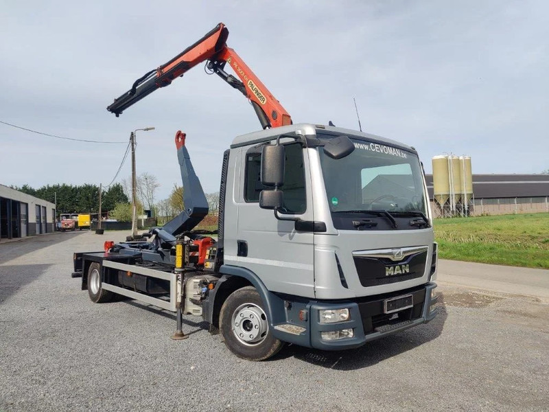 MAN TGL 12.250 Containersysteem met kraan Palfinger PK9001 + Remote - Kamion s kukastom dizalicom, Kamion s kranom: slika MAN TGL 12.250 Containersysteem met kraan Palfinger PK9001 + Remote - Kamion s kukastom dizalicom, Kamion s kranom MAN TGL 12.250 Containersysteem met kraan Palfinger PK9001 + Remote - Kamion s kukastom dizalicom, Kamion s kranom: slika MAN TGL 12.250 Containersysteem met kraan Palfinger PK9001 + Remote - Kamion s kukastom dizalicom, Kamion s kranom