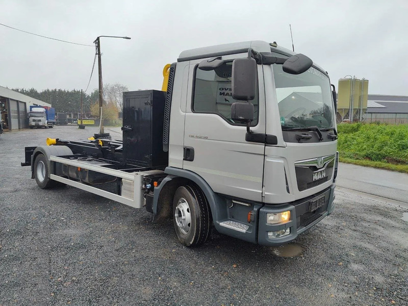 MAN TGL 12.250 with NEW Containersystem / Hooklift JIMECA - Kamion s kukastom dizalicom: slika MAN TGL 12.250 with NEW Containersystem / Hooklift JIMECA - Kamion s kukastom dizalicom MAN TGL 12.250 with NEW Containersystem / Hooklift JIMECA - Kamion s kukastom dizalicom: slika MAN TGL 12.250 with NEW Containersystem / Hooklift JIMECA - Kamion s kukastom dizalicom