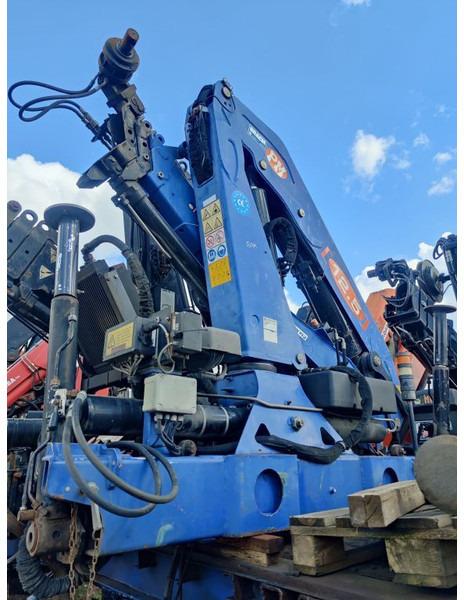 PM autolaadkraan / crane remote control Serie 12.5 - Krak: slika PM autolaadkraan / crane remote control Serie 12.5 - Krak PM autolaadkraan / crane remote control Serie 12.5 - Krak: slika PM autolaadkraan / crane remote control Serie 12.5 - Krak