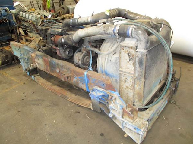 Cummins L10-325 - Motor za Kamion: slika Cummins L10-325 - Motor za Kamion Cummins L10-325 - Motor za Kamion: slika Cummins L10-325 - Motor za Kamion