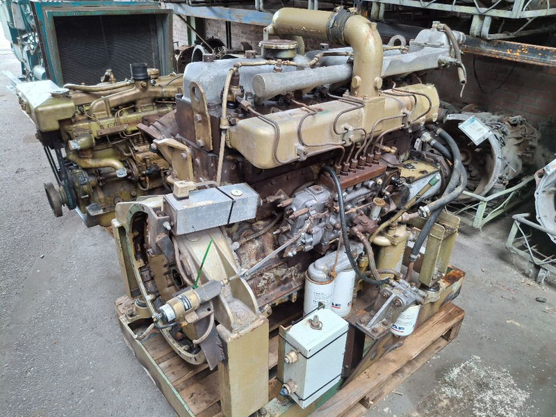 DAF 825 TURBO (DHU825) - Motor: slika DAF 825 TURBO (DHU825) - Motor DAF 825 TURBO (DHU825) - Motor: slika DAF 825 TURBO (DHU825) - Motor