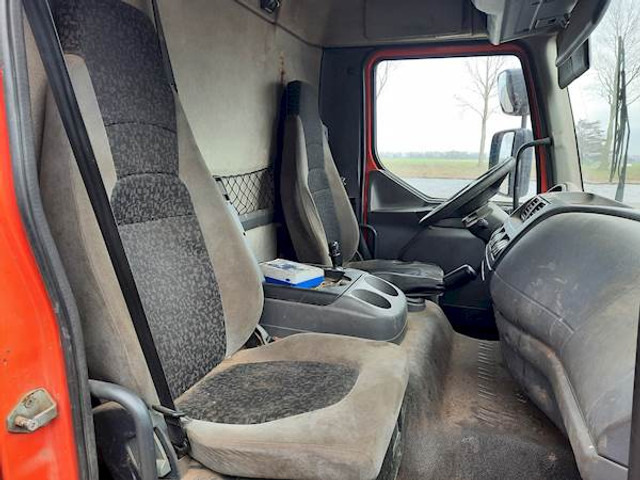 DAF LF45.220 - Kamion s otvorenim sandukom: slika DAF LF45.220 - Kamion s otvorenim sandukom DAF LF45.220 - Kamion s otvorenim sandukom: slika DAF LF45.220 - Kamion s otvorenim sandukom