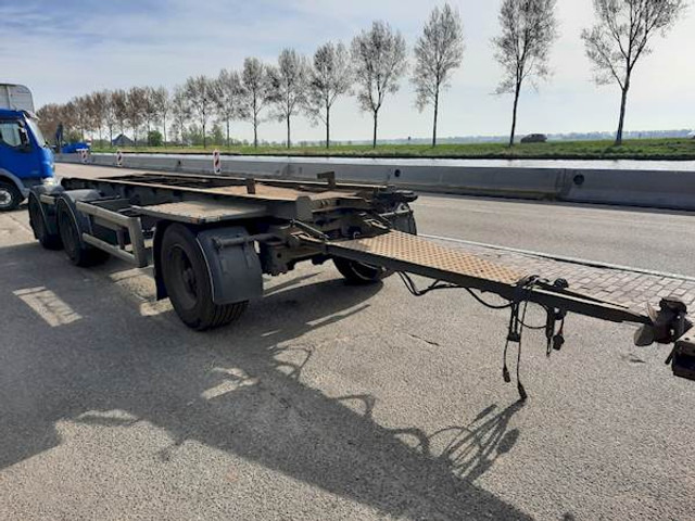 Floor FLA-3-101 - Transporter kontejnera/ Poluprikolica s izmjenjivim sanducima: slika Floor FLA-3-101 - Transporter kontejnera/ Poluprikolica s izmjenjivim sanducima Floor FLA-3-101 - Transporter kontejnera/ Poluprikolica s izmjenjivim sanducima: slika Floor FLA-3-101 - Transporter kontejnera/ Poluprikolica s izmjenjivim sanducima