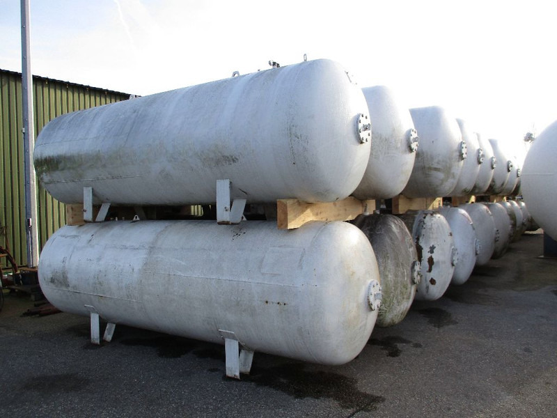 LPG / GAS GASTANK 4850 LITER - Spremnik goriva: slika LPG / GAS GASTANK 4850 LITER - Spremnik goriva LPG / GAS GASTANK 4850 LITER - Spremnik goriva: slika LPG / GAS GASTANK 4850 LITER - Spremnik goriva