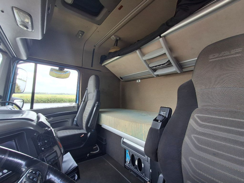 DAF XF105.460 - Tegljač: slika DAF XF105.460 - Tegljač DAF XF105.460 - Tegljač: slika DAF XF105.460 - Tegljač