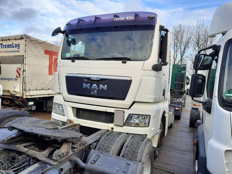 MAN TGX 18.400 - Tegljač: slika MAN TGX 18.400 - Tegljač MAN TGX 18.400 - Tegljač: slika MAN TGX 18.400 - Tegljač