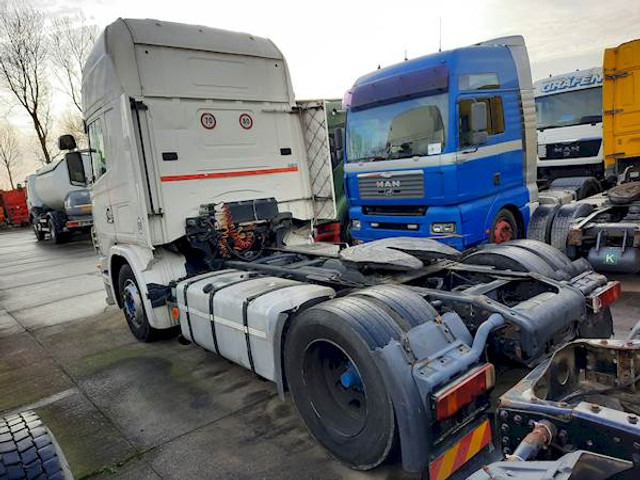 Scania R 124 LA 440 - Tegljač: slika Scania R 124 LA 440 - Tegljač Scania R 124 LA 440 - Tegljač: slika Scania R 124 LA 440 - Tegljač