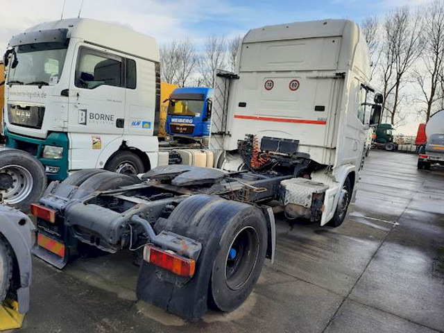 Scania R 124 LA 440 - Tegljač: slika Scania R 124 LA 440 - Tegljač Scania R 124 LA 440 - Tegljač: slika Scania R 124 LA 440 - Tegljač
