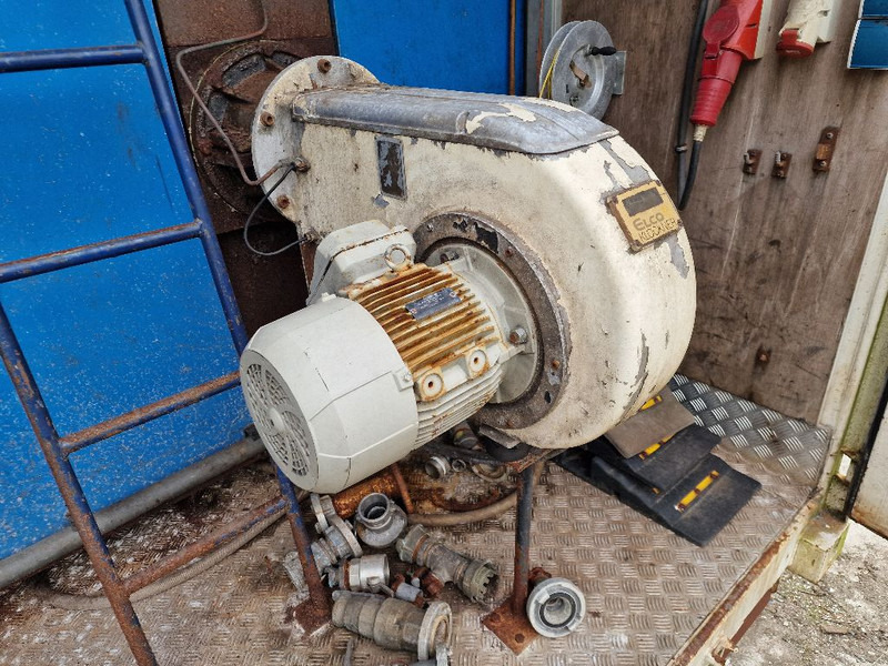 Koks Low pressure warm water unit with generator - Vodena pumpa: slika koks Low pressure warm water unit with generator - Vodena pumpa Koks Low pressure warm water unit with generator - Vodena pumpa: slika koks Low pressure warm water unit with generator - Vodena pumpa