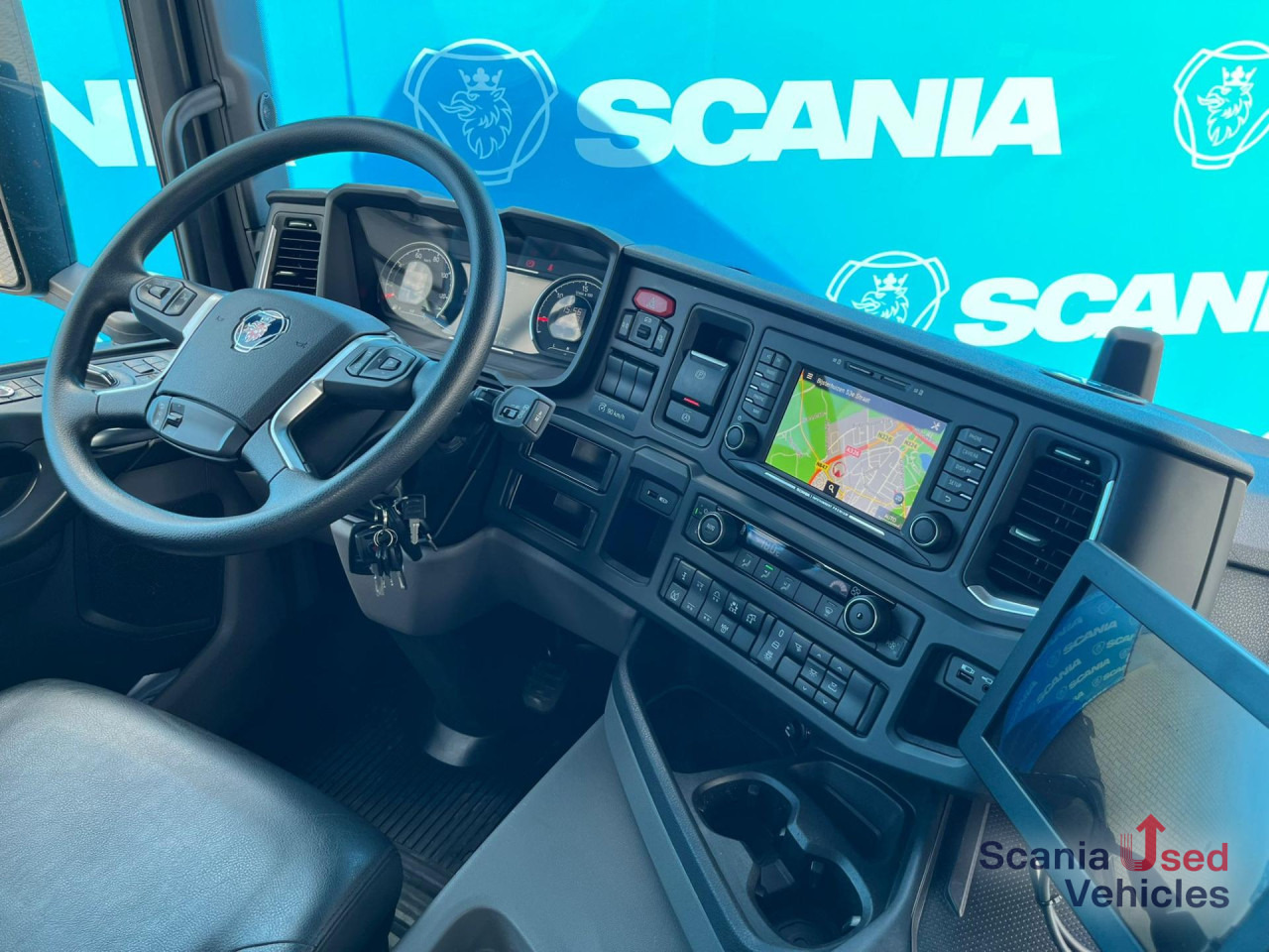 SCANIA G 450 B8x2*6NB DIFF-L HIAB X-HIPRO 262 EP-4 - Kamion s otvorenim sandukom: slika SCANIA G 450 B8x2*6NB DIFF-L HIAB X-HIPRO 262 EP-4 - Kamion s otvorenim sandukom SCANIA G 450 B8x2*6NB DIFF-L HIAB X-HIPRO 262 EP-4 - Kamion s otvorenim sandukom: slika SCANIA G 450 B8x2*6NB DIFF-L HIAB X-HIPRO 262 EP-4 - Kamion s otvorenim sandukom