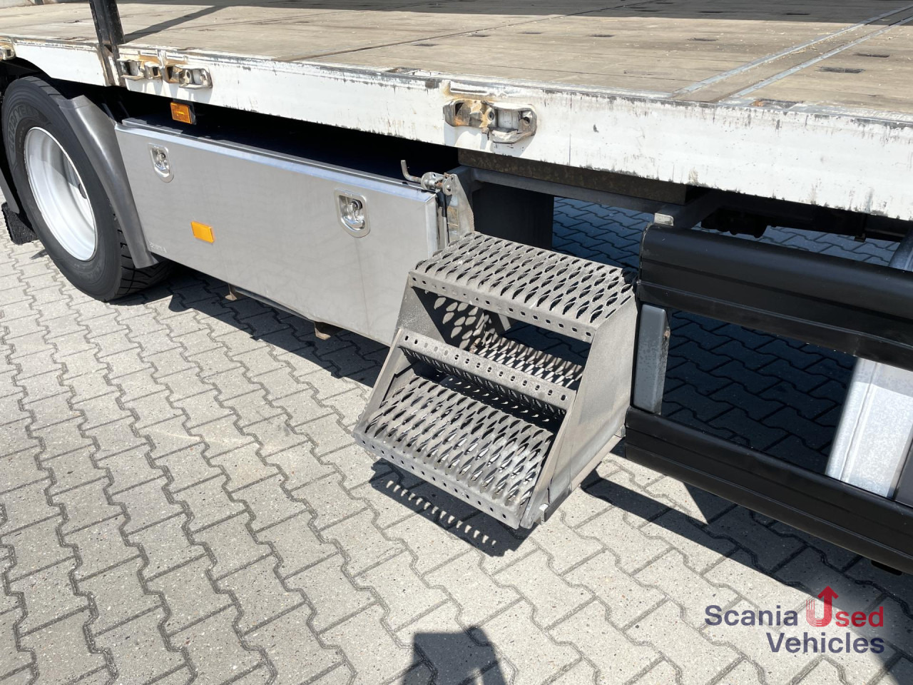 SCANIA P 250 DB4x2MNB SIDE DOORS FULL AIR 250X246X250CM - Kamion sandučar: slika SCANIA P 250 DB4x2MNB SIDE DOORS FULL AIR 250X246X250CM - Kamion sandučar SCANIA P 250 DB4x2MNB SIDE DOORS FULL AIR 250X246X250CM - Kamion sandučar: slika SCANIA P 250 DB4x2MNB SIDE DOORS FULL AIR 250X246X250CM - Kamion sandučar