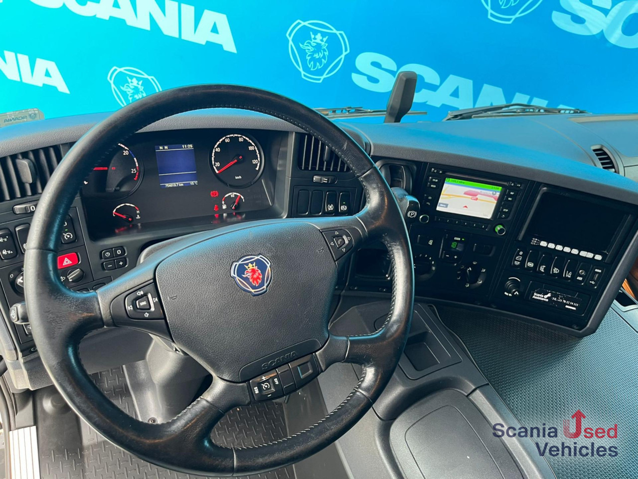 SCANIA P 280 DB4x2MNA TAILLIFT 2T BOX 750x249x230cm - Kamion sandučar: slika SCANIA P 280 DB4x2MNA TAILLIFT 2T BOX 750x249x230cm - Kamion sandučar SCANIA P 280 DB4x2MNA TAILLIFT 2T BOX 750x249x230cm - Kamion sandučar: slika SCANIA P 280 DB4x2MNA TAILLIFT 2T BOX 750x249x230cm - Kamion sandučar