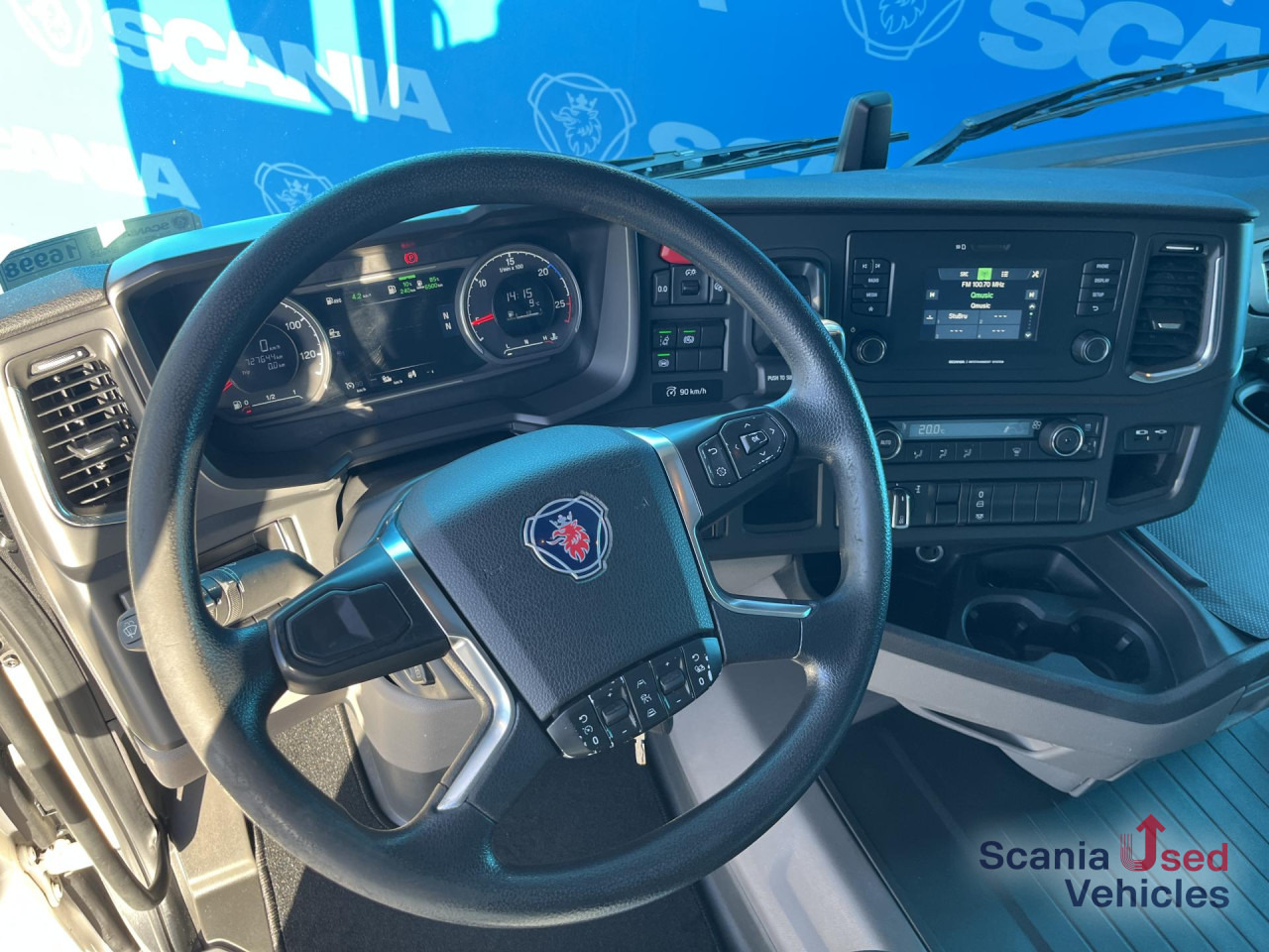 SCANIA R 450 A4x2NA RETARDER 8T DIFF-L SMART2 - Tegljač: slika SCANIA R 450 A4x2NA RETARDER 8T DIFF-L SMART2 - Tegljač SCANIA R 450 A4x2NA RETARDER 8T DIFF-L SMART2 - Tegljač: slika SCANIA R 450 A4x2NA RETARDER 8T DIFF-L SMART2 - Tegljač