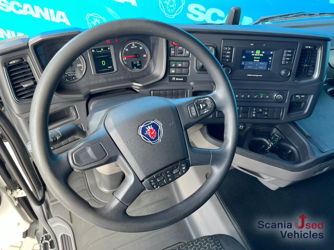 SCANIA R 450 A4x2NA RETARDER DIFF-L P-AIRCO PTOV - Tegljač: slika SCANIA R 450 A4x2NA RETARDER DIFF-L P-AIRCO PTOV - Tegljač SCANIA R 450 A4x2NA RETARDER DIFF-L P-AIRCO PTOV - Tegljač: slika SCANIA R 450 A4x2NA RETARDER DIFF-L P-AIRCO PTOV - Tegljač