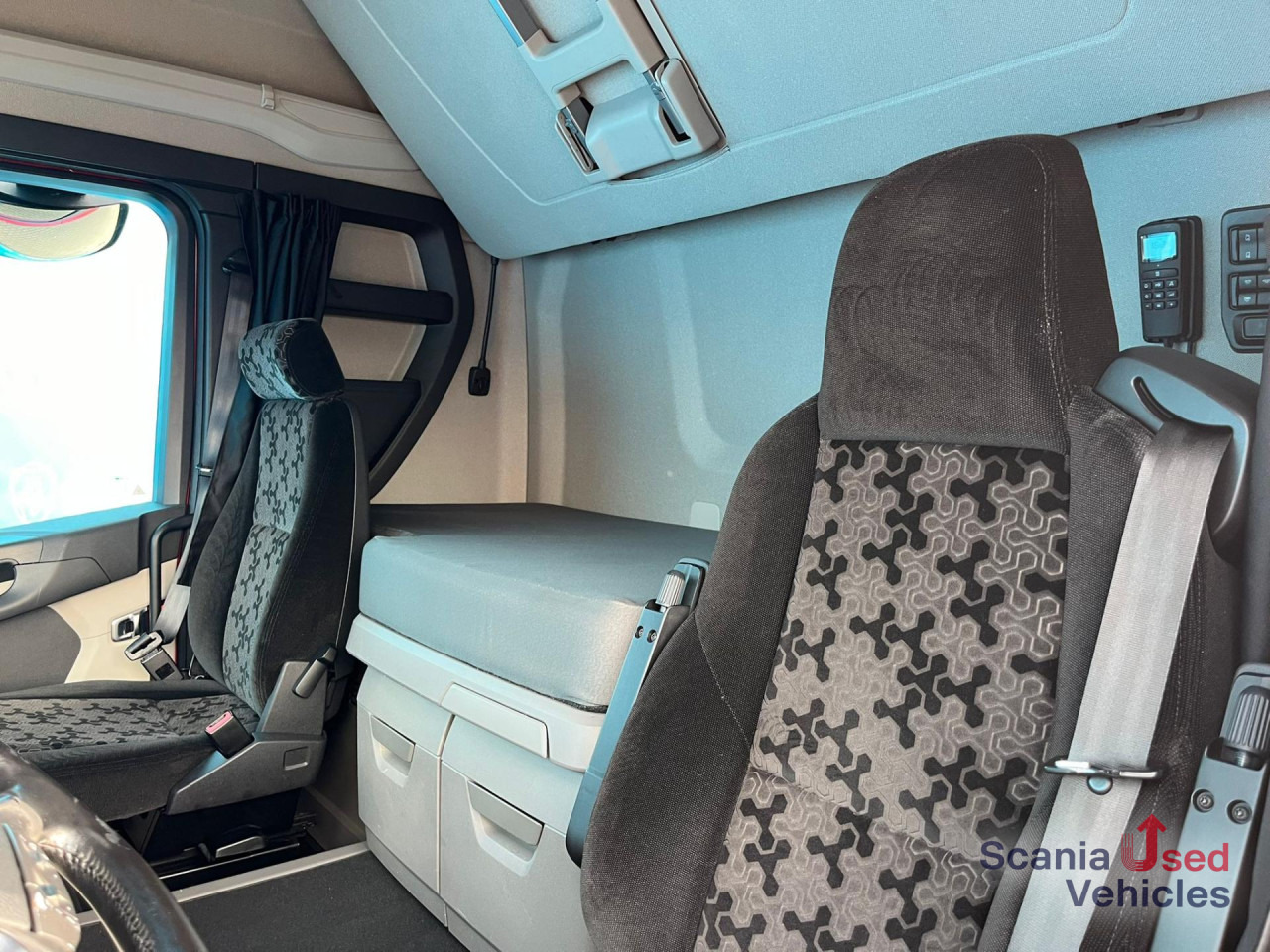 SCANIA R 450 A4x2NA RETARDER LED NAVI PTO - Tegljač: slika SCANIA R 450 A4x2NA RETARDER LED NAVI PTO - Tegljač SCANIA R 450 A4x2NA RETARDER LED NAVI PTO - Tegljač: slika SCANIA R 450 A4x2NA RETARDER LED NAVI PTO - Tegljač