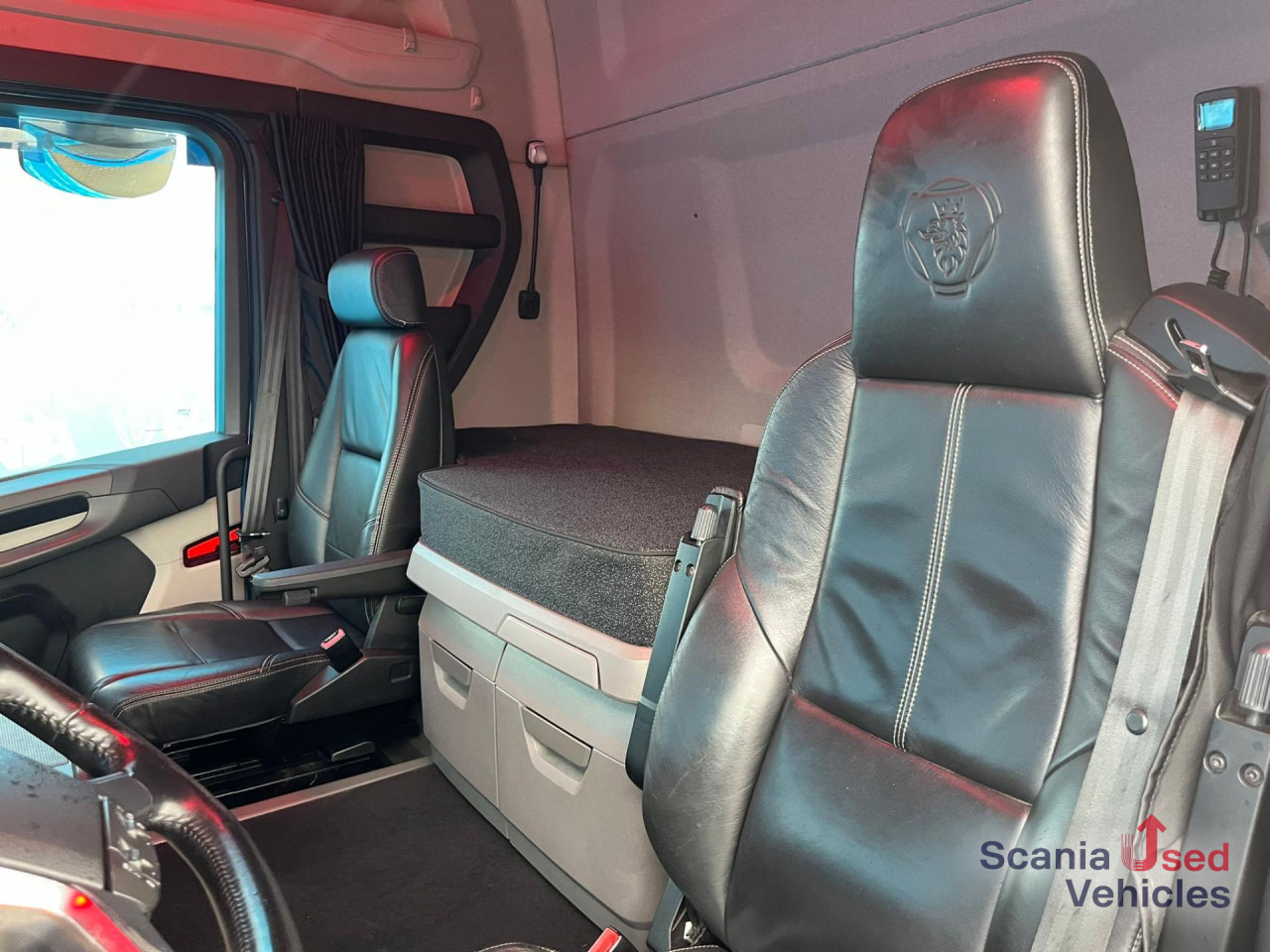 SCANIA R 450 A4x2NB RETARDER DIFF-L KIPPER HYDRO ADR-FL - Tegljač: slika SCANIA R 450 A4x2NB RETARDER DIFF-L KIPPER HYDRO ADR-FL - Tegljač SCANIA R 450 A4x2NB RETARDER DIFF-L KIPPER HYDRO ADR-FL - Tegljač: slika SCANIA R 450 A4x2NB RETARDER DIFF-L KIPPER HYDRO ADR-FL - Tegljač