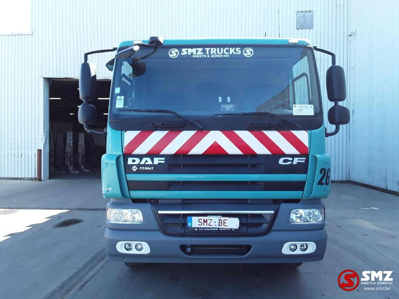 DAF 75 CF 310 VdK pusher 2000 +2x lift TOP 211'km - Kamion za odvoz smeća: slika DAF 75 CF 310 VdK pusher 2000 +2x lift TOP 211'km - Kamion za odvoz smeća DAF 75 CF 310 VdK pusher 2000 +2x lift TOP 211'km - Kamion za odvoz smeća: slika DAF 75 CF 310 VdK pusher 2000 +2x lift TOP 211'km - Kamion za odvoz smeća