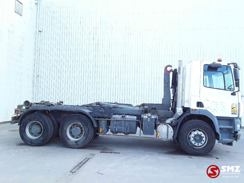 DAF 85 CF 340 Euro 3 top condtion - Transporter kontejnera/ Kamion s izmjenjivim sanducima: slika DAF 85 CF 340 Euro 3 top condtion - Transporter kontejnera/ Kamion s izmjenjivim sanducima DAF 85 CF 340 Euro 3 top condtion - Transporter kontejnera/ Kamion s izmjenjivim sanducima: slika DAF 85 CF 340 Euro 3 top condtion - Transporter kontejnera/ Kamion s izmjenjivim sanducima