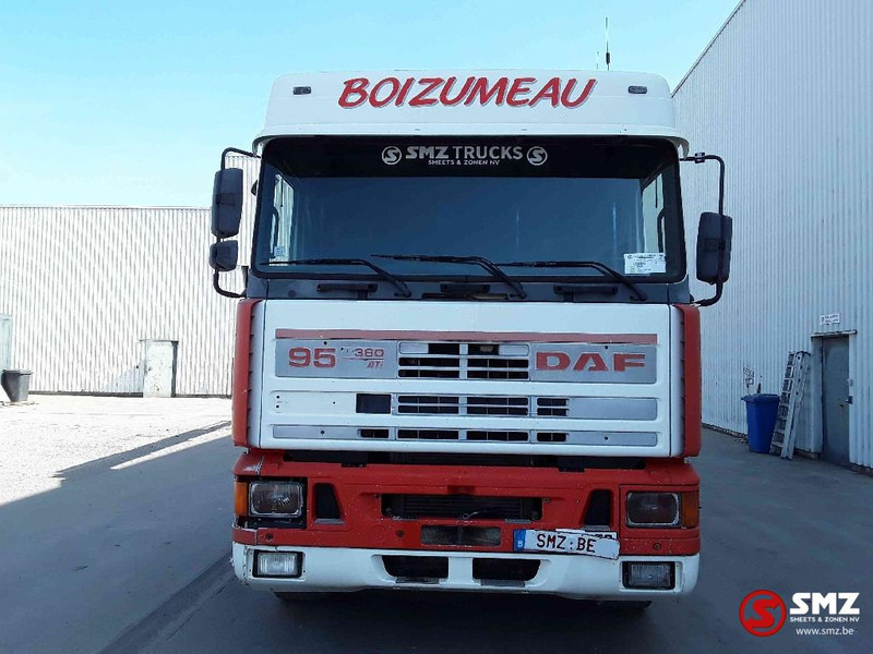 DAF 95 360 palfinger pk 080-3 - Kamion s otvorenim sandukom, Kamion s kranom: slika DAF 95 360 palfinger pk 080-3 - Kamion s otvorenim sandukom, Kamion s kranom DAF 95 360 palfinger pk 080-3 - Kamion s otvorenim sandukom, Kamion s kranom: slika DAF 95 360 palfinger pk 080-3 - Kamion s otvorenim sandukom, Kamion s kranom