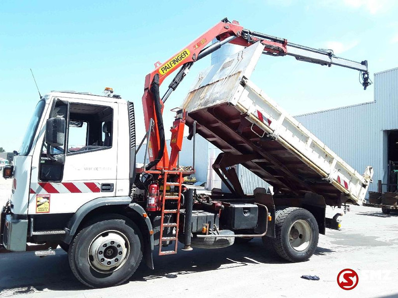 Iveco Eurocargo 150 E 18 120000km manual pump - Kiper, Kamion s kranom: slika Iveco Eurocargo 150 E 18 120000km manual pump - Kiper, Kamion s kranom Iveco Eurocargo 150 E 18 120000km manual pump - Kiper, Kamion s kranom: slika Iveco Eurocargo 150 E 18 120000km manual pump - Kiper, Kamion s kranom