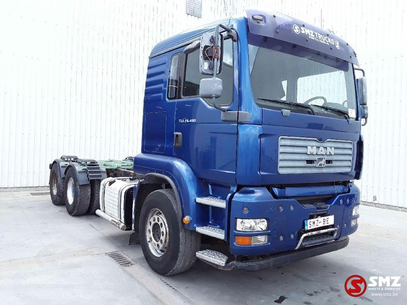 MAN TGA 26.480 6x4 manual - Kamion-šasija: slika MAN TGA 26.480 6x4 manual - Kamion-šasija MAN TGA 26.480 6x4 manual - Kamion-šasija: slika MAN TGA 26.480 6x4 manual - Kamion-šasija