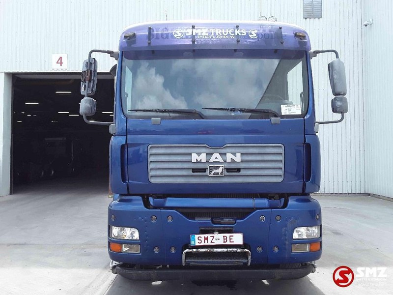 MAN TGA 26.480 6x4 manual - Kamion-šasija: slika MAN TGA 26.480 6x4 manual - Kamion-šasija MAN TGA 26.480 6x4 manual - Kamion-šasija: slika MAN TGA 26.480 6x4 manual - Kamion-šasija