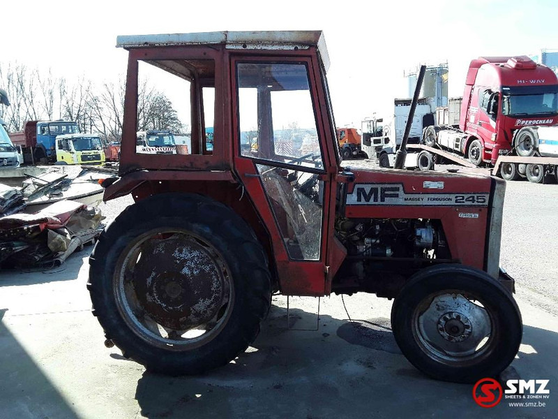 Massey Ferguson Machine - Traktor: slika Massey Ferguson Machine - Traktor Massey Ferguson Machine - Traktor: slika Massey Ferguson Machine - Traktor