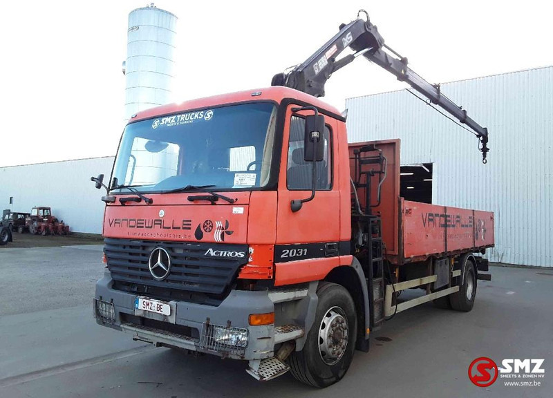 Mercedes-Benz Actros 2031 atlas 144b3 remote lames - Kamion s otvorenim sandukom, Kamion s kranom: slika Mercedes-Benz Actros 2031 atlas 144b3 remote lames - Kamion s otvorenim sandukom, Kamion s kranom Mercedes-Benz Actros 2031 atlas 144b3 remote lames - Kamion s otvorenim sandukom, Kamion s kranom: slika Mercedes-Benz Actros 2031 atlas 144b3 remote lames - Kamion s otvorenim sandukom, Kamion s kranom