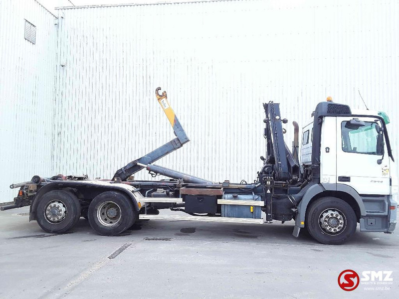 Mercedes-Benz Actros 2544 hiab 102.2 remote hook retarder - Transporter kontejnera/ Kamion s izmjenjivim sanducima, Kamion s kranom: slika Mercedes-Benz Actros 2544 hiab 102.2 remote hook retarder - Transporter kontejnera/ Kamion s izmjenjivim sanducima, Kamion s kranom Mercedes-Benz Actros 2544 hiab 102.2 remote hook retarder - Transporter kontejnera/ Kamion s izmjenjivim sanducima, Kamion s kranom: slika Mercedes-Benz Actros 2544 hiab 102.2 remote hook retarder - Transporter kontejnera/ Kamion s izmjenjivim sanducima, Kamion s kranom
