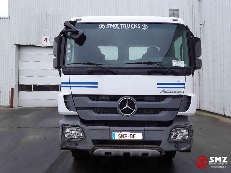 Mercedes-Benz Actros 2636 6x4 manual - Transporter kontejnera/ Kamion s izmjenjivim sanducima: slika Mercedes-Benz Actros 2636 6x4 manual - Transporter kontejnera/ Kamion s izmjenjivim sanducima Mercedes-Benz Actros 2636 6x4 manual - Transporter kontejnera/ Kamion s izmjenjivim sanducima: slika Mercedes-Benz Actros 2636 6x4 manual - Transporter kontejnera/ Kamion s izmjenjivim sanducima