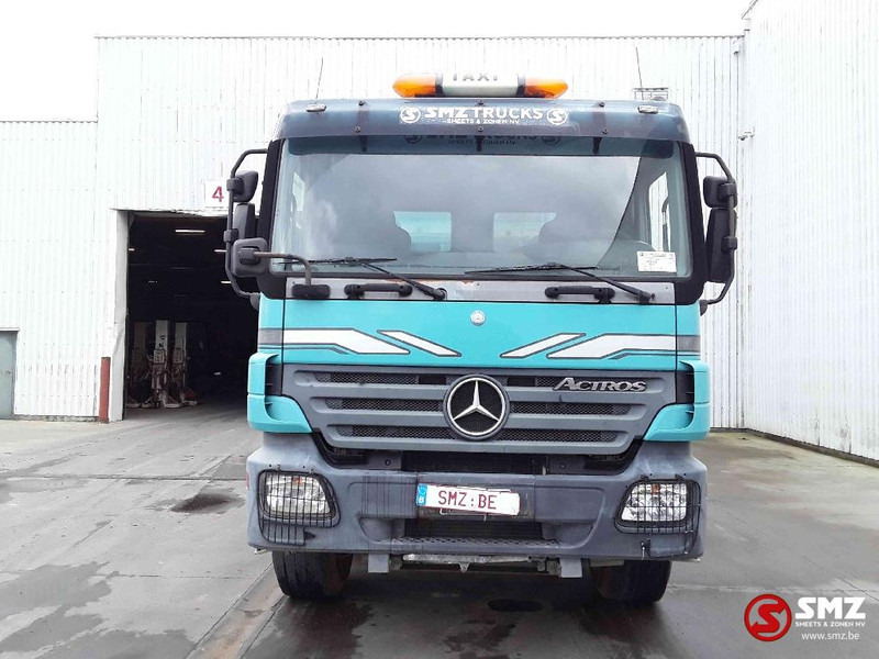 Mercedes-Benz Actros 4144 8x4 Eps 1 hand - Kiper: slika Mercedes-Benz Actros 4144 8x4 Eps 1 hand - Kiper Mercedes-Benz Actros 4144 8x4 Eps 1 hand - Kiper: slika Mercedes-Benz Actros 4144 8x4 Eps 1 hand - Kiper