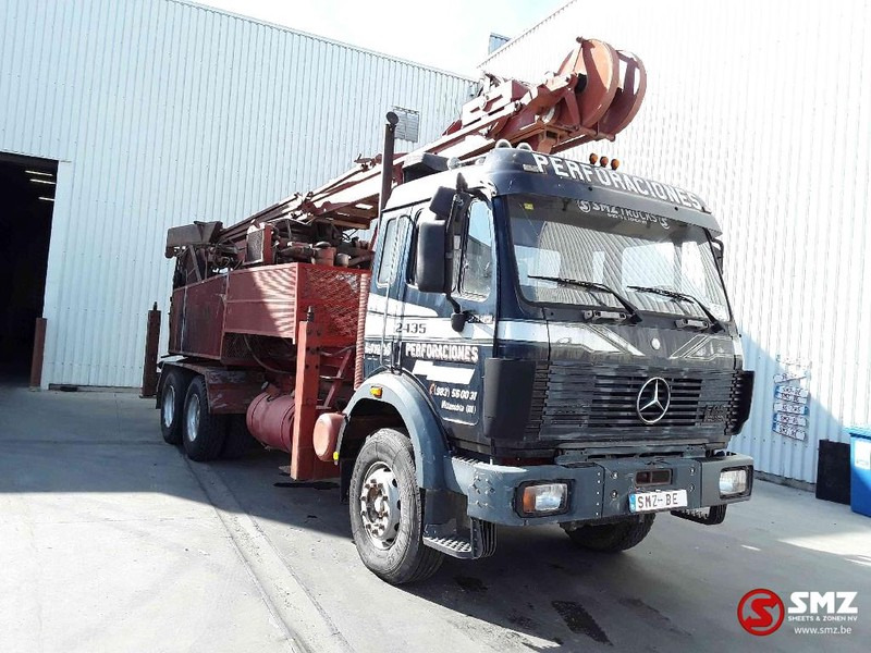 Mercedes-Benz SK 2435 300M waterdrill Foreuse eau - Platforma za bušenje, Kamion: slika Mercedes-Benz SK 2435 300M waterdrill Foreuse eau - Platforma za bušenje, Kamion Mercedes-Benz SK 2435 300M waterdrill Foreuse eau - Platforma za bušenje, Kamion: slika Mercedes-Benz SK 2435 300M waterdrill Foreuse eau - Platforma za bušenje, Kamion