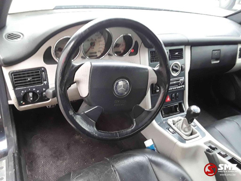 Automobil Mercedes-Benz SLK SLK200: slika Automobil Mercedes-Benz SLK SLK200 Automobil Mercedes-Benz SLK SLK200: slika Automobil Mercedes-Benz SLK SLK200