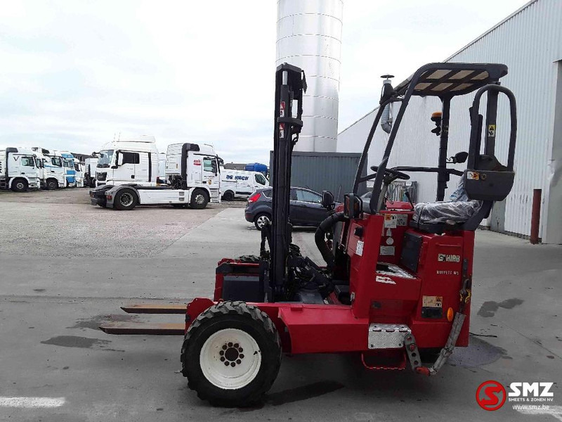 Moffett M5 25.3 - Viličar: slika Moffett M5 25.3 - Viličar Moffett M5 25.3 - Viličar: slika Moffett M5 25.3 - Viličar