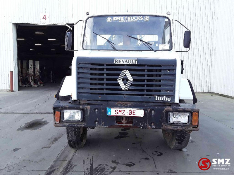 Renault C 210 - Kiper, Kamion s kranom: slika Renault C 210 - Kiper, Kamion s kranom Renault C 210 - Kiper, Kamion s kranom: slika Renault C 210 - Kiper, Kamion s kranom