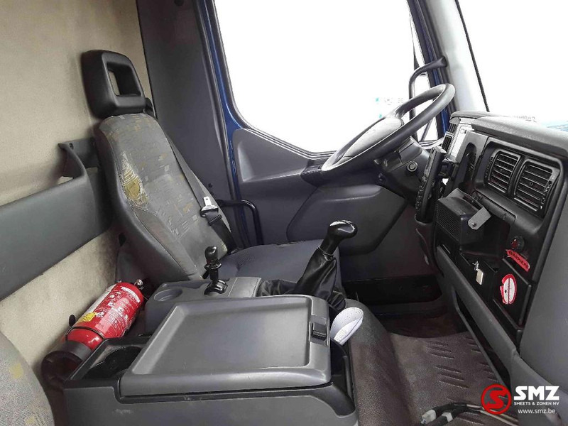 Renault Midlum 210 8000L manual pump - Kamion cisterna: slika Renault Midlum 210 8000L manual pump - Kamion cisterna Renault Midlum 210 8000L manual pump - Kamion cisterna: slika Renault Midlum 210 8000L manual pump - Kamion cisterna